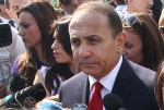 Հավաքել էիր,  որ ի՞նչ անես 