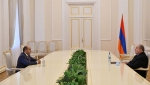 Արմեն Սարգսյանը հանդիպել է Էդմոն Մարուքյանի հետ