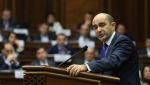 Էդմոն Մարուքյան. Արժե՞ր Հրայր Թովմասյանի համար այդքան բան արժեզրկել