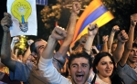 Ցուցարարները համաձայն չեն վարչապետի հետ 