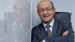 Կա­րե­նին անհ­նար էր չհար­գել, նույ­նիսկ հա­կա­ռա­կորդ­նե­րը նրան ըն­դու­նում էին որ­պես լե­գենդ, որ­պես ժայռ, որ­պես հե­ղի­նա­կու­թ­յուն