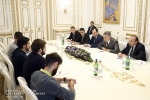 Կարեն Կարապետյանն ընդունել է բողոքի ակցիա իրականացնող ուսունողներին