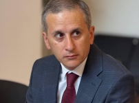 Պատմականորեն Հայաստանը և եվրոպական երկրները ունեցել են պետական կառավարման հակադիր մոդելներ