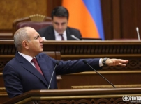 Իրավաբան գիտնականները մտահոգ են իրականացվող հակաեկեղեցական-հակասահմանադրական քայլերով