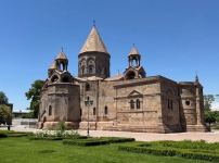 Ս. Էջմիածինը որպես ազգային միասնության խորհրդանիշ