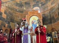 Ինչո՞ւ մասնակցել Սուրբ Խաչի տոնի Սբ Պատարագին