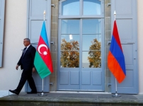 Նա փաստացի Ադրբեջանը դարձնում է մեր ընտրություններում գործոն