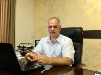 նիկոլը հետապնդում է պարզ, բայց վտանգավոր նպատակ