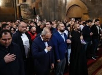 Նիկոլականություն կամ սոցիումի վերածումը մանկուրտների