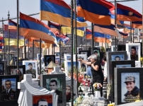 Մեր հազարավոր զոհերը իրենք կյանքը դրել են հենց նրա համար, որ մենք «չկզենք»