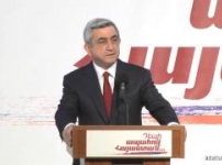 Սարգսյանը դիվանագետին «նորաթուխ բլոգեր» է անվանում (տեսանյութը՝ «Ազատություն» ռադիոկայանի)