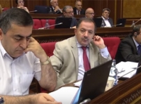 Ընդդիմադիրները բարձրաձայնում են միասնական ճակատով հանդես գալու անհրաժեշտության մասին (տեսանյութը՝ «Ազատություն» ռադիոկայանի)