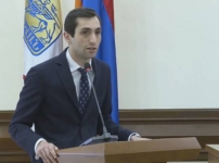 ԼՀԿ կառավարման խորհուրդը որոշել է՝ Խաժակյանը կշարունակի աշխատանքը Երևանի ավագանիում (տեսանյութը՝ «Ազատություն» ռադիոկայանի)