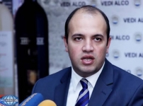 Շահին մորթում են, կամ շահն է մորթում