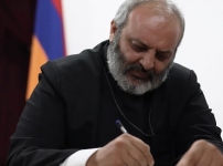 Սրբազան Պայքարի առաջնորդ, քաղբանտարկյալ Բագրատ արքեպիսկոպոս Գալստանյանի նամակը ԱԱԾ շենքում գտնվող «Երևան-Կենտրոն» ՔԿՀ-ից