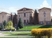 Վարչապետի ընտրության օրը ԱԺ անվտանգությունը բավականին խստացված էր