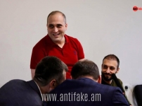 Նարեկ Սամսոնյանն անժամկետ հացադուլ հայտարարեց