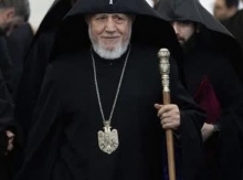 Ժայռին քար նետողները միշտ էլ կործանվել են իրենց իսկ նետած քարի բեկորներից