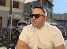 Ինձ համար անհասկանալի է՝ Ֆրանսիայից Երևան պացիենտին շտապ օգնության մեքենայո՞վ են տեղափոխել