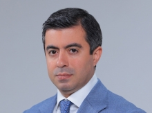 Շնորհակալություն, մեծարգո պրոֆեսոր, Ձեր անգնահատելի ծառայության և կրթած սերունդների համար