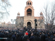 Աշխատանքների ճիշտ կազմակերպման դեպքում խնդիր չի լինի մեկ գիշեր լուսացնել Սուրբ Էջմիածնում