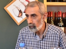 «Թող մնա տոներից հետո»