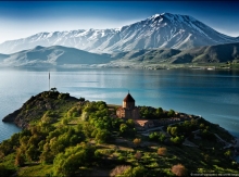 Սևա՞ն, թե՞ «Գյոյչա». հայ հասարակությունը պետք է ընտրություն կատարի իր ճակատագրի այս երկու տարբերակների միջև