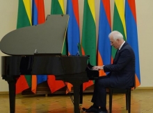 Անկեղծորեն կարեկցում եմ