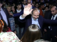 Մի տեղ հավաքվեք, լափեք, կենաց-մենաց ասեք, բայց հուշահամալիրներից հեռու մնացեք