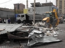 Բուդկչիներն ընդդեմ բուդկչիների