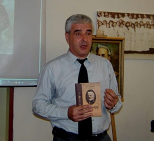 «Մեր պատմաբանները քամահրանքով ընդունեցին այն, որ Անդրանիկին դնում են Գարիբալդիի, Մակեդոնացու և մյուսների կողքին»