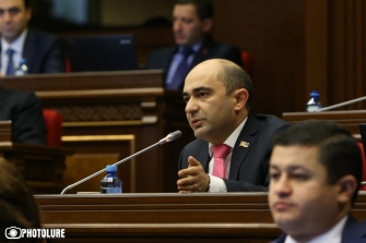 Պարոն Աշոտյան, Ձեզ ո՞նց կարելի է սիրել, Դուք սիրելո՞ւ բան եք