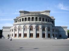 Երբ և՛ գայլերն են կուշտ, և՛ ոչխարները՝ անվնաս