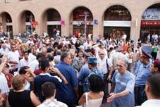 Հասարակությունը սպասում է մարտյան դեպքերի արդարացի գնահատականին