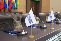 ԱԴՐԲԵՋԱՆԸ ՇԱՐՈՒՆԱԿՈՒՄ Է ՍՊԱՌՆԱԼԻՔՆԵՐԸ 