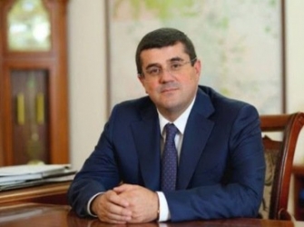Արայիկ Հարությունյանն իր տակ «դետոնատոր» դրեց Սամվել Բաբայանով