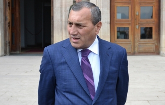 Իրոք՝ ինչո՞ւ պիտի անհարմար զգա