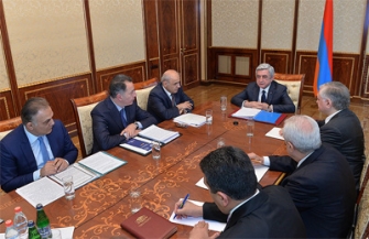 Նախագահը խորհրդակցությունների շարք է սկսել գործընկեր երկրների հետ տնտեսական կապերի և զարգացման ծրագրերի ակտիվացման հեռանկարների վերաբերյալ