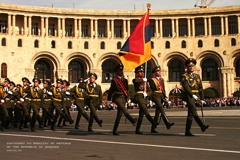 ՄԵՐ ԺԱՄԱՆԱԿԻ ՀԱՅՐԵՆԻՔՆԵՐԸ 