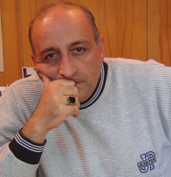 «Գալիս է նորին գերազանցություն հանդիսատեսը՝ ևս մի  գլխավոր դերակատար, որի հետ սկսվում է մի նոր աշխատանք»