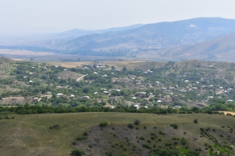 Բերքատու հողերի դիմաց՝ գյուղատնտեսական առումով անբարենպաստ հողամասեր