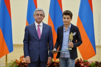 Նախագահն ընդունել է ՏՏ ոլորտում ՀՀ Նախագահի 2017թ. կրթական պարգևներին արժանացած ուսանողներին և աշակերտներին
