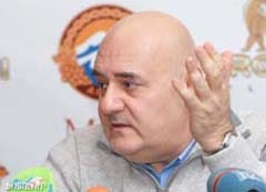 ԾՈՎԻ ՈՒ ՑԱՄԱՔԻ ՊԱՅՔԱՐԸ 