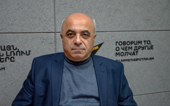 «Ե­թե հա­սա­րա­կու­թ­յունն ինքն ի­րեն զրո է դարձ­րել, ին­չու՞ պի­տի հաշ­վի նս­տեն այդ հա­սա­րա­կու­թ­յան կար­ծի­քի հետ»