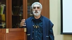 Եթե ընտրանին չկա կամ վերացված է, կառավարման համակարգը քայքայվում կամ վերածվում է բռնապետության. 3