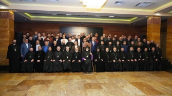 Հաստատում ենք մեր անմնացորդ հավատարմությունը համայն հայության հոգևոր կենտրոն Մայր Աթոռ Սուրբ Էջմիածնին