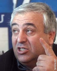 «ՇՆԵՐՈՎ ՈՒ ԱՎՏՈՄԱՏՆԵՐՈՎ ՓԱԿԵԼ ԵՆ ԳՅՈՒՂԱՑԻՆԵՐԻՍ ՃԱՆԱՊԱՐՀԸ»