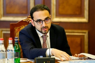 Տիգրան Ավինյանը ոստիկանների ուղեկցությամբ չի գնացել Արտակ Դավթյանի տուն