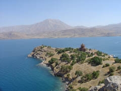 ԱՌԱՋԱՑԵԼ ԵՆ ՋՐՈՎ ԼՑՎԱԾ ՓՈՍԵՐ 