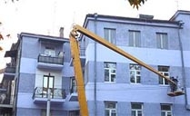 Երևանը «թարմանում»  ու  լուսավորվում է 